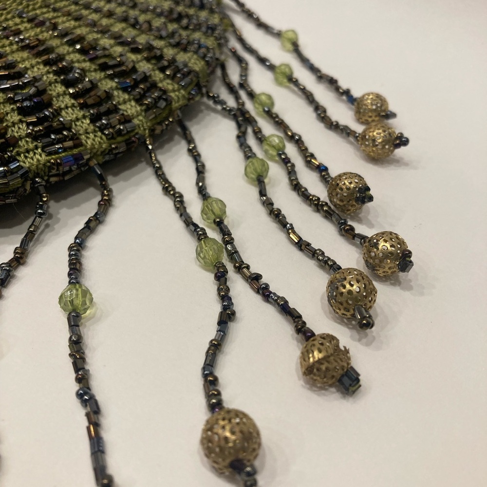 WAYNE KLESKI GREEN BEADED PURSE - Picture 11 of 13